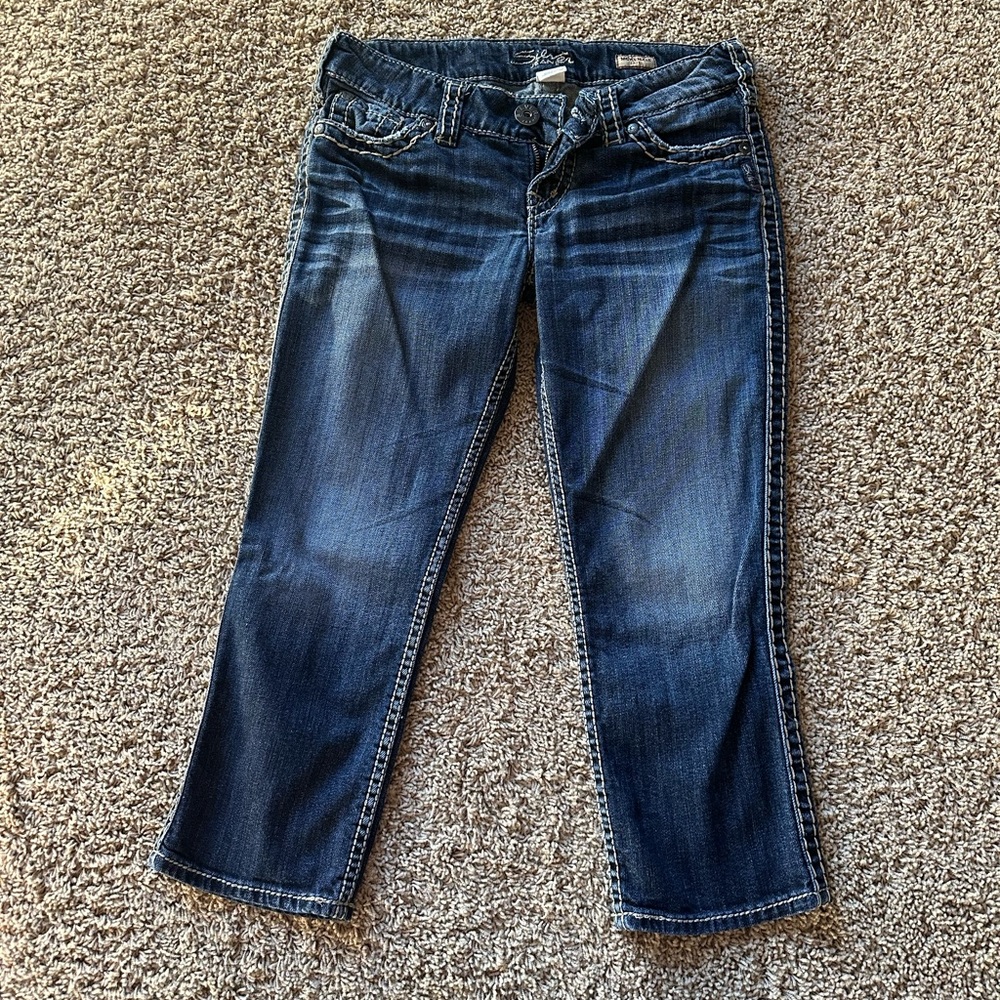 Women’s Silver McKenzie Capri Jeans, size 27